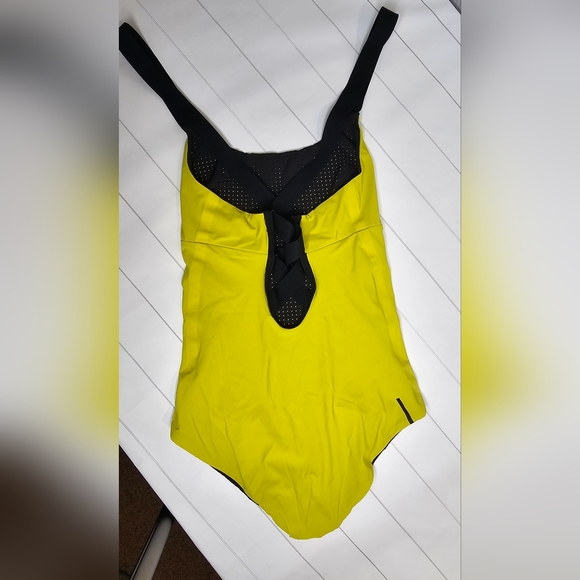 Ward Whillas reversible chartreuse and black one piece bathing suit - Picture 6 of 8